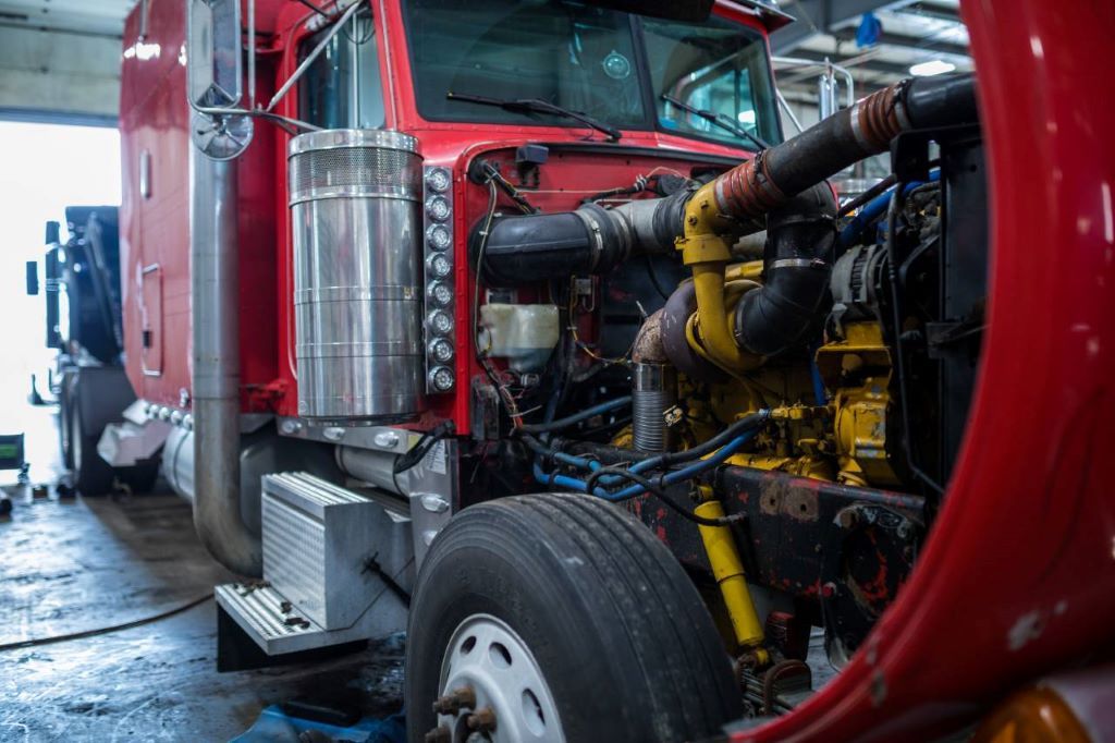 What should you not do when rebuilding an engine?